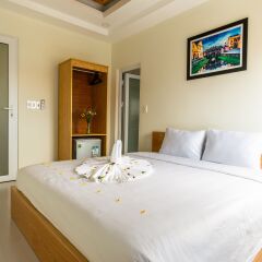 Отель D Central Homestay Hoi An комната для гостей