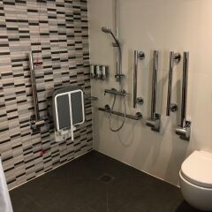 Отель Hampton by Hilton Bristol Airport ванная фото 2