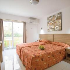 Paul-Marie Hotel Apartments комната для гостей