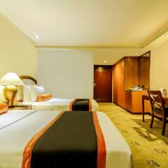 Makati Palace Hotel комната для гостей фото 5