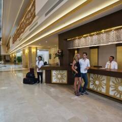 Crystal Tat Beach Golf Resort & Spa Турция, Белек - 1 отзыв об отеле, цены и фото номеров - забронировать отель Crystal Tat Beach Golf Resort & Spa онлайн интерьер отеля