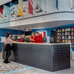 Отель MEININGER Budapest Great Market Hall интерьер отеля