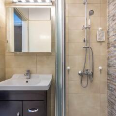Отель Adorable flat for 4 ppl in Kolonaki Греция, Афины - отзывы, цены и фото номеров - забронировать отель Adorable flat for 4 ppl in Kolonaki онлайн ванная