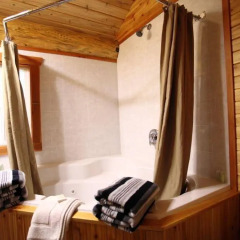 Отель Robson Valley Chalet удобства в номере