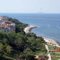 Отель DoubleTree By Hilton Istanbul - Moda пляж фото 2