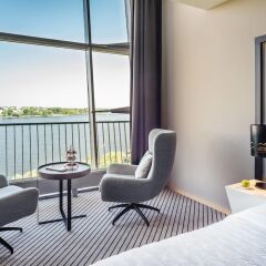 Отель Le Méridien Hamburg Германия, Гамбург - 2 отзыва об отеле, цены и фото номеров - забронировать отель Le Méridien Hamburg онлайн балкон