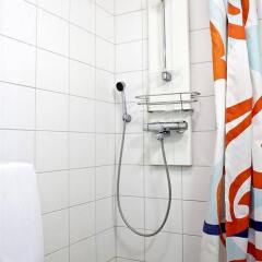 Отель Forenom Apartments City Centre Финляндия, Хельсинки - отзывы, цены и фото номеров - забронировать отель Forenom Apartments City Centre онлайн ванная фото 2
