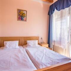 Отель Apartmany Victoria Чехия, Карловы Вары - отзывы, цены и фото номеров - забронировать отель Apartmany Victoria онлайн сейф в номере