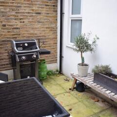 Отель 1 Bedroom Apartment With Patio in London Великобритания, Лондон - отзывы, цены и фото номеров - забронировать отель 1 Bedroom Apartment With Patio in London онлайн