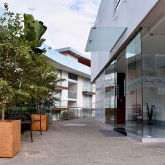 Country Hotel and Suites фото 6