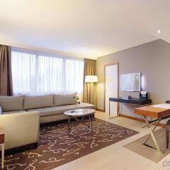 Отель Crowne Plaza Paris - Neuilly комната для гостей фото 3