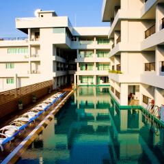 Отель Casa Del M Resort бассейн