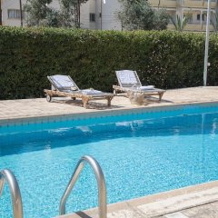 Отель Paphos Love Shack Apartment Кипр, Пафос - отзывы, цены и фото номеров - забронировать отель Paphos Love Shack Apartment онлайн бассейн фото 2