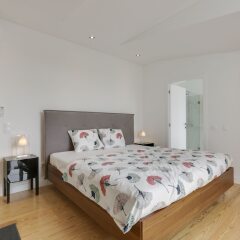Отель Penthouse with Breathtaking Views Лиссабон комната для гостей фото 2