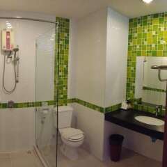 Отель Seri Place Паттайя ванная