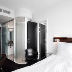 Отель Wakeup Copenhagen - Carsten Niebuhrs Gade ванная фото 2