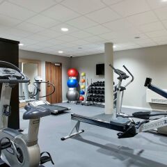 Отель Hilton Garden Inn Brussels City Centre фитнесс-зал