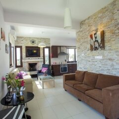 Отель Protaras St Raphael Villa комната для гостей фото 5