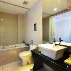 Отель Xiamen QinSheng Hotel Китай, Сямынь - отзывы, цены и фото номеров - забронировать отель Xiamen QinSheng Hotel онлайн ванная