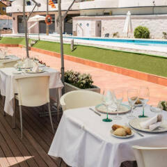 Отель Astuy Apartamentos Испания, Арнуэро - отзывы, цены и фото номеров - забронировать отель Astuy Apartamentos онлайн питание