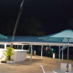 Anchorage Yacht Club Hotel парковка