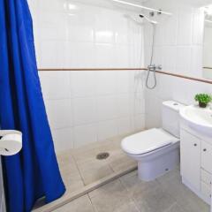 Отель Apartamentos Villa de Madrid Испания, Бланес - отзывы, цены и фото номеров - забронировать отель Apartamentos Villa de Madrid онлайн ванная фото 2
