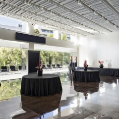 Отель NH Collection Barcelona Constanza Испания, Барселона - 8 отзывов об отеле, цены и фото номеров - забронировать отель NH Collection Barcelona Constanza онлайн интерьер отеля фото 3