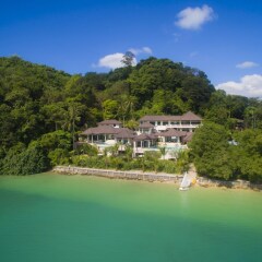 Отель Beach Front Luxury Villa Hai Leng Таиланд, пляж Панва - отзывы, цены и фото номеров - забронировать отель Beach Front Luxury Villa Hai Leng онлайн пляж
