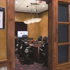 Отель Best Western Plus Bloomington Блумингтон развлечения