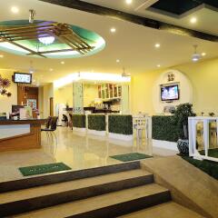 Pimrada Hotel интерьер отеля