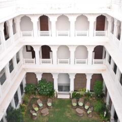Отель WelcomHeritage Sirsi Haveli фото 3