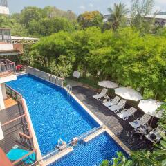 Отель Aonang All Seasons Beach Resort балкон