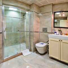 The Byzantium Hotel & Suites - Special Class Турция, Стамбул - 4 отзыва об отеле, цены и фото номеров - забронировать отель The Byzantium Hotel & Suites - Special Class онлайн ванная