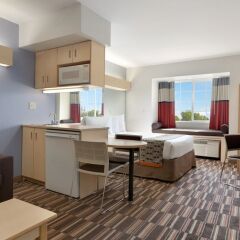 Отель Microtel Inn & Suites Modesto удобства в номере фото 2