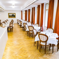 Отель Astoria & Medical Spa питание