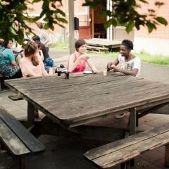 Отель Génération Europe Youth Hostel Бельгия, Брюссель - 2 отзыва об отеле, цены и фото номеров - забронировать отель Génération Europe Youth Hostel онлайн приотельная территория