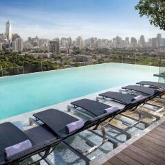 Отель Sofitel So Bangkok Таиланд, Бангкок - 2 отзыва об отеле, цены и фото номеров - забронировать отель Sofitel So Bangkok онлайн бассейн фото 2