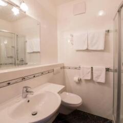 Hotel Greifenstein Терлано ванная фото 2
