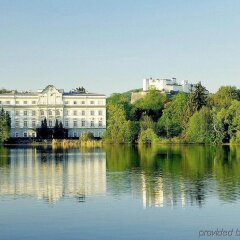 Отель Schloss Leopoldskron Зальцбург приотельная территория фото 2