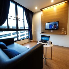 130 Hotel & Residence Bangkok интерьер отеля
