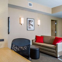 Cambria Hotel Traverse City in Grand Traverse Bay, United States of America from 291$, photos, reviews - zenhotels.com guestroom photo 4