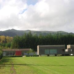 Отель Furnas Lake Villas