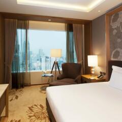 Eastin Grand Hotel Sathorn 4* Улучшенный номер с различными типами кроватей фото 14