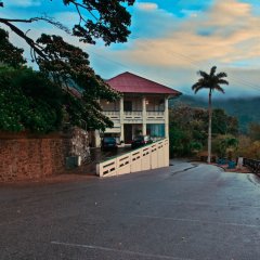 Pax Guest House in Tunapuna, Trinidad and Tobago from 148$, photos, reviews - zenhotels.com parking