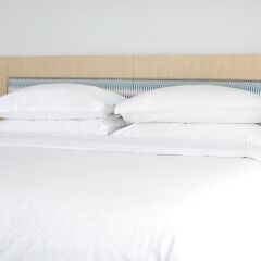 Отель Four Points By Sheraton Surabaya Сурабая комната для гостей фото 4