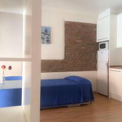 Апартаменты Barcelona City Apartment комната для гостей фото 5