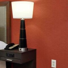 Отель Hampton Inn Columbus-International Airport США, Колумбус - отзывы, цены и фото номеров - забронировать отель Hampton Inn Columbus-International Airport онлайн сейф в номере