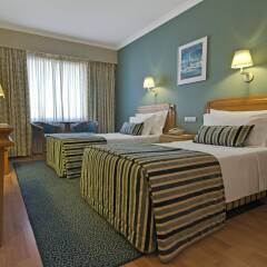 SANA Metropolitan Hotel комната для гостей