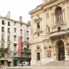 Отель Hôtel Des Artistes