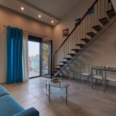 Апартаменты Grey House Apartments Ситония комната для гостей фото 5